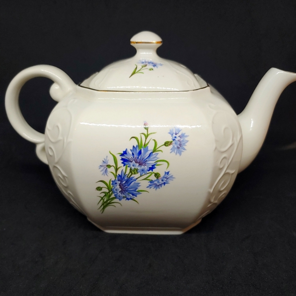 Royal Park Earthenware Teapot Large